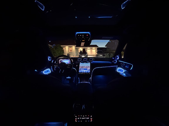 Mercedes-Benz C300 d 7 of 12