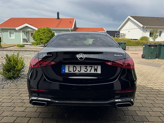 Mercedes-Benz C300 d 5 of 12