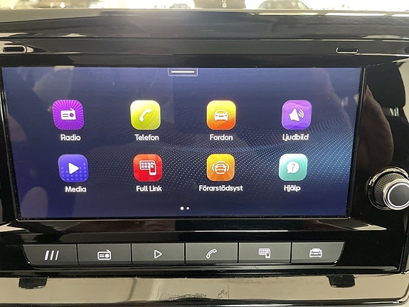 Seat Arona 16 of 19