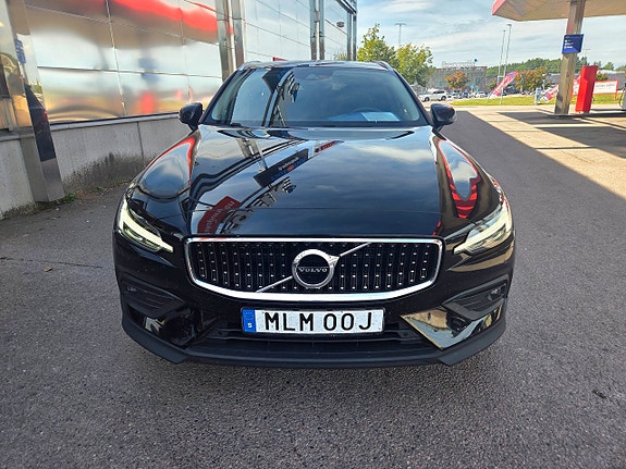 Volvo V60 Cross Country 17 of 27