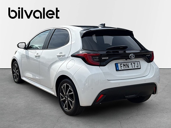 Toyota Yaris 3 of 14