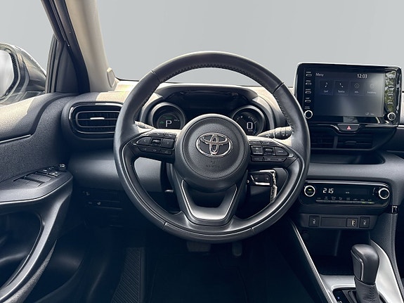 Toyota Yaris 7 of 14