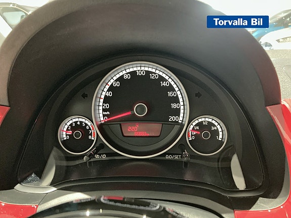 Volkswagen UP! 10 of 13
