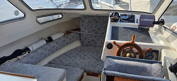 Bella 7000 / Volvo Penta 2003 6 of 12