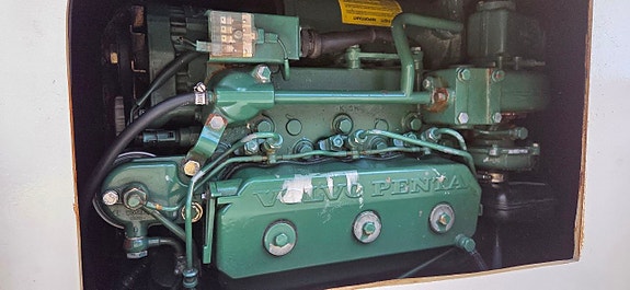 Bella 7000 / Volvo Penta 2003 11 of 12