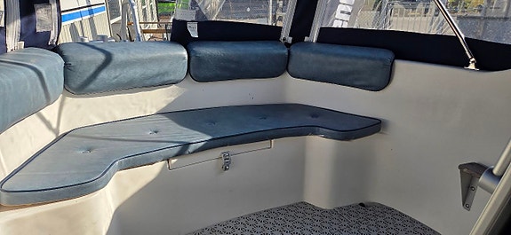 Bella 7000 / Volvo Penta 2003 10 of 12
