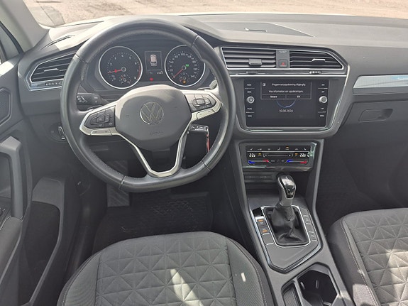Volkswagen Tiguan 9 of 18