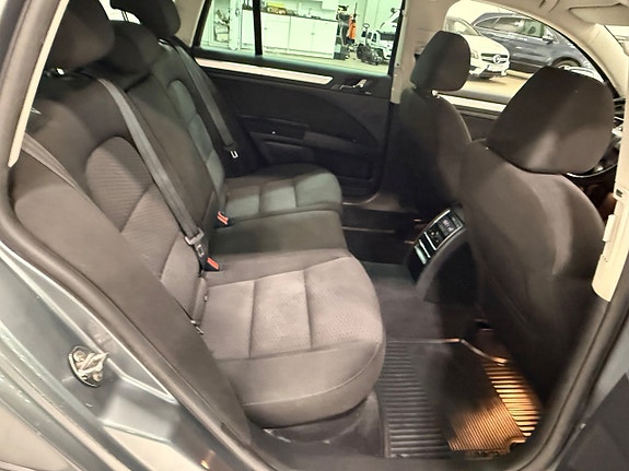 Skoda Superb 15 of 19