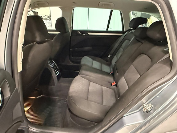 Skoda Superb 12 of 19