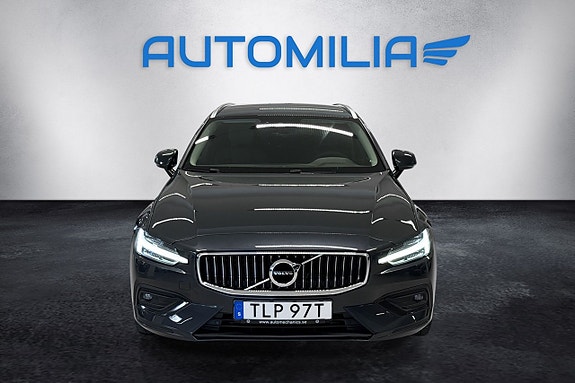 Volvo V60 2 of 19