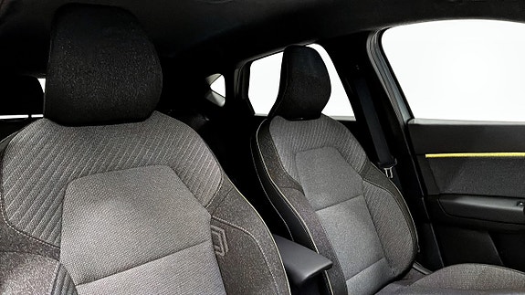 Renault Captur 18 of 26