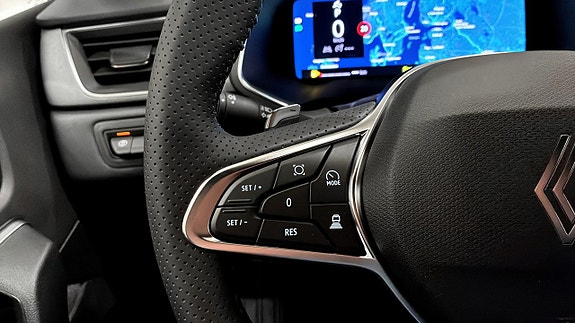 Renault Captur 21 of 26