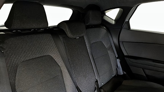 Renault Captur 12 of 26