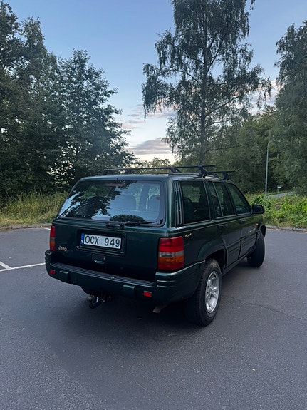 Jeep Grand Cherokee 5 of 14