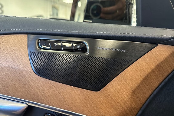 Volvo XC90 21 of 25