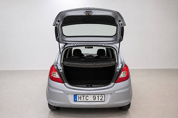 Opel Corsa 8 of 26