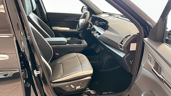 Kia EV5 3 of 9