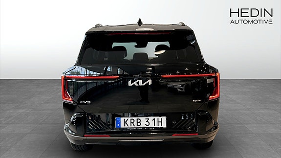 Kia EV5 7 of 9