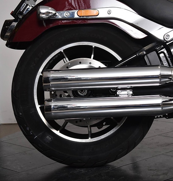 Harley-Davidson Low Rider Screamin Eagle Slipon / Crashbar / Lejonkulan 11 of 19