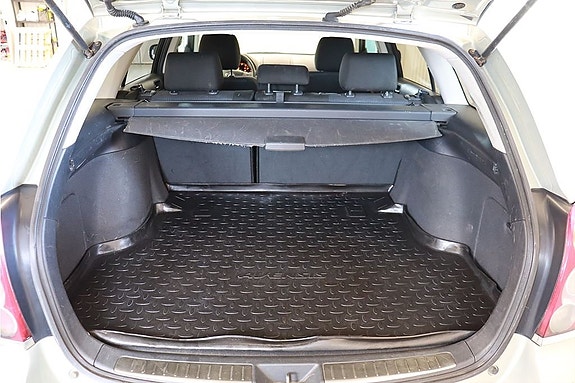 Toyota Avensis 7 of 11