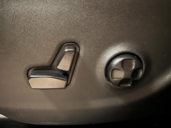 Jeep Cherokee 26 of 30