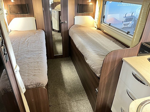 Bürstner NEXXO 720 (Solcell+AC+TRUMA+4 000kg+Ugn+Långbäddar) 19 of 30