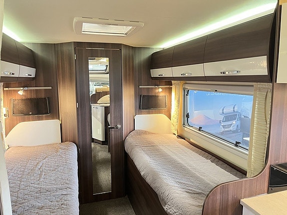 Bürstner NEXXO 720 (Solcell+AC+TRUMA+4 000kg+Ugn+Långbäddar) 20 of 30