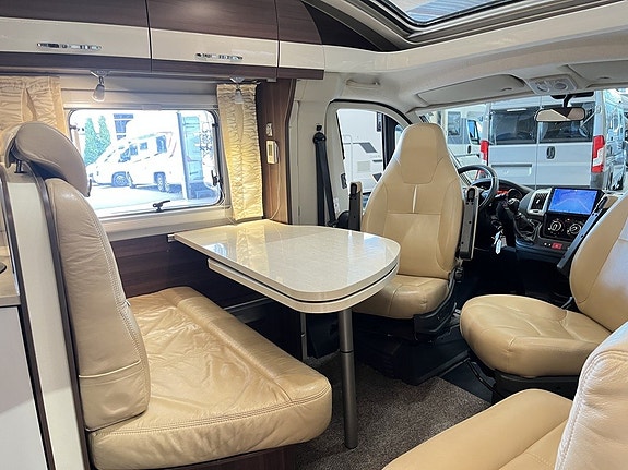 Bürstner NEXXO 720 (Solcell+AC+TRUMA+4 000kg+Ugn+Långbäddar) 11 of 30
