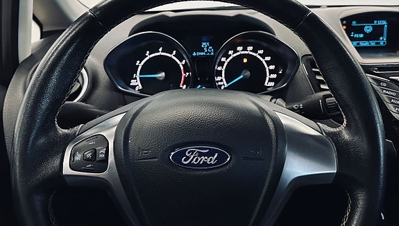 Ford Fiesta 12 of 12