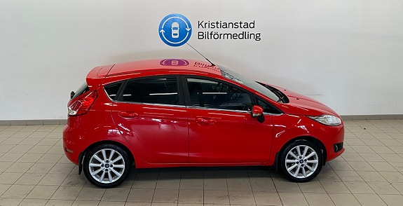 Ford Fiesta 5 of 12