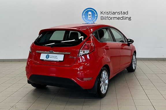Ford Fiesta 8 of 12