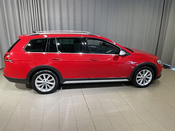 Volkswagen Golf Alltrack 4 of 20
