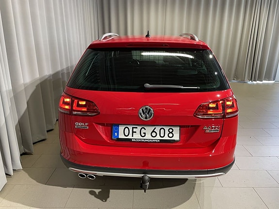 Volkswagen Golf Alltrack 6 of 20