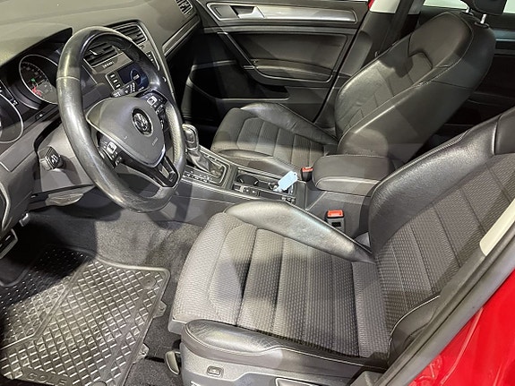 Volkswagen Golf Alltrack 14 of 20