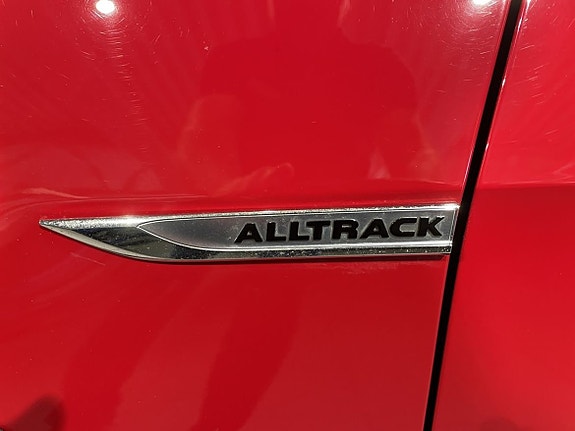 Volkswagen Golf Alltrack 9 of 20