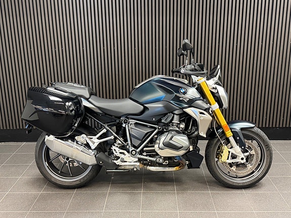 BMW R1250R 2 of 6
