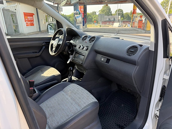 Volkswagen Caddy 13 of 14