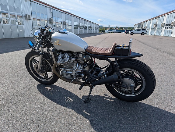 Honda CX500C PC01 6 of 7
