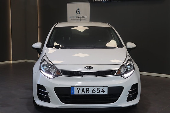 Kia Rio 5 of 21