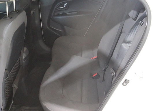 Kia Rio 17 of 21