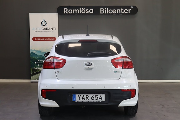 Kia Rio 11 of 21
