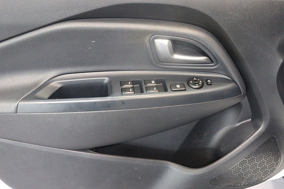 Kia Rio 19 of 21