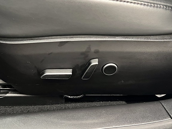 Tesla Model 3 28 of 30