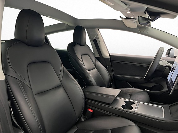 Tesla Model 3 15 of 30