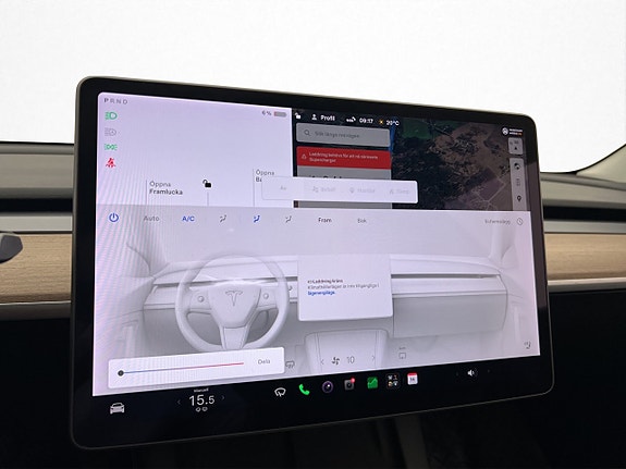 Tesla Model 3 24 of 30