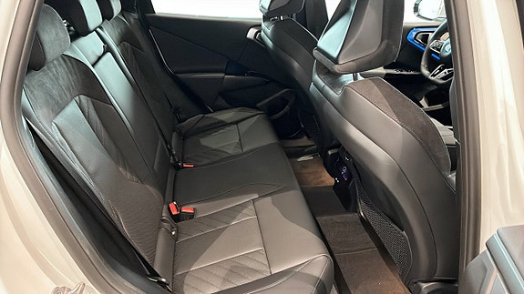 BMW X3 5 of 9
