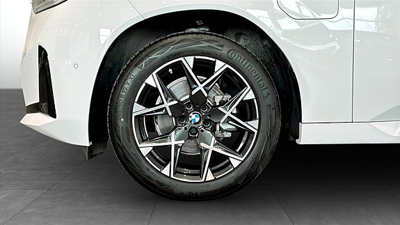 BMW X3 9 of 9