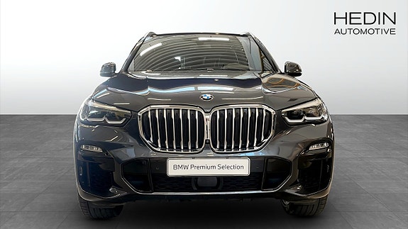 BMW X5 8 of 11