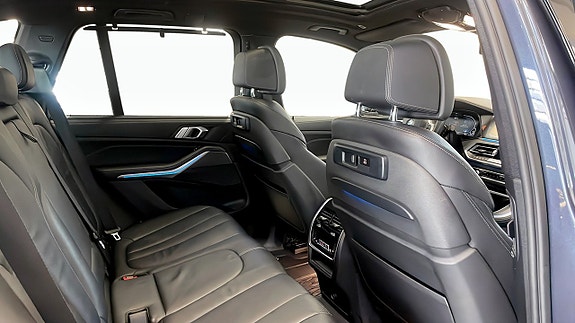 BMW X5 5 of 11