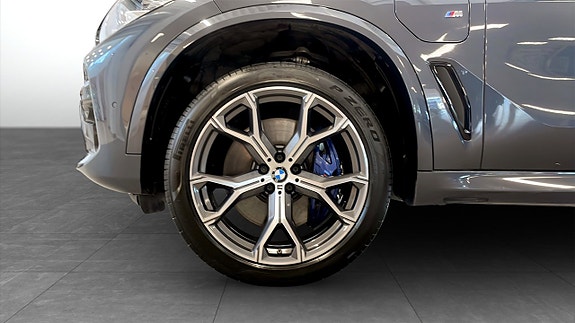 BMW X5 9 of 11